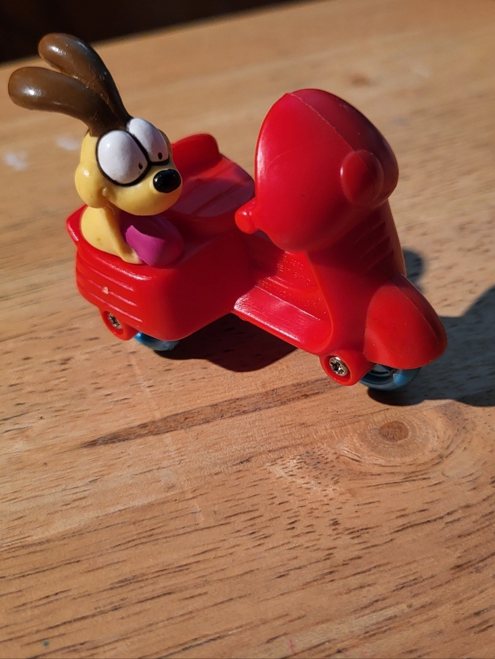 Vintage McDonalds Happy Meal Toy 1988 Garfield Odie Red Scooter